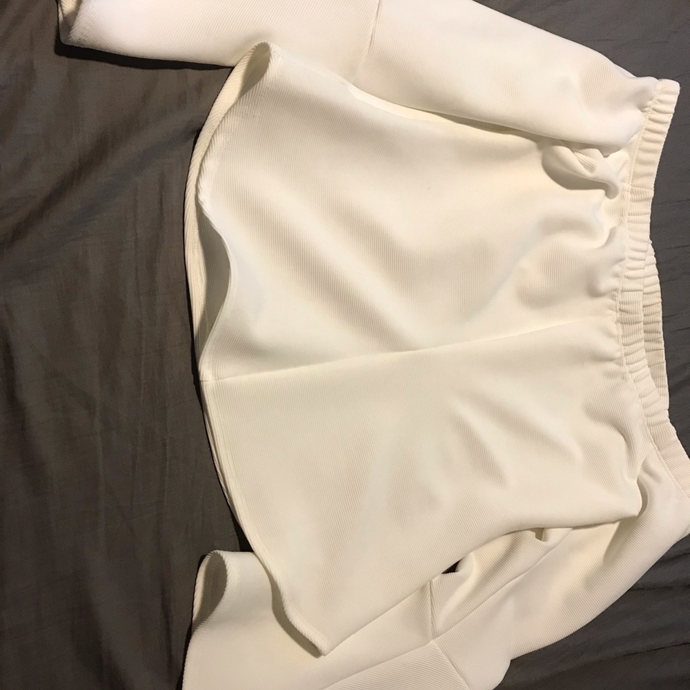 White off shoulders flare sleeves